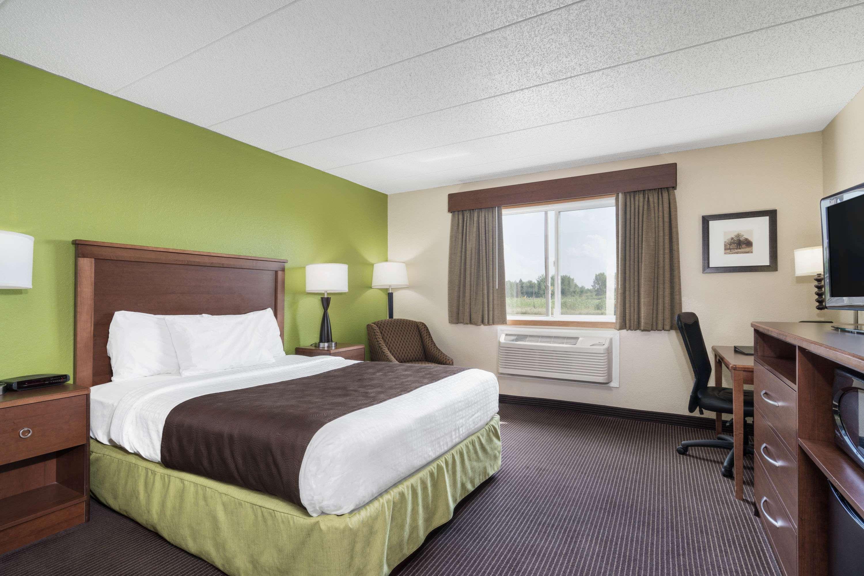 Americinn By Wyndham Little Falls Extérieur photo