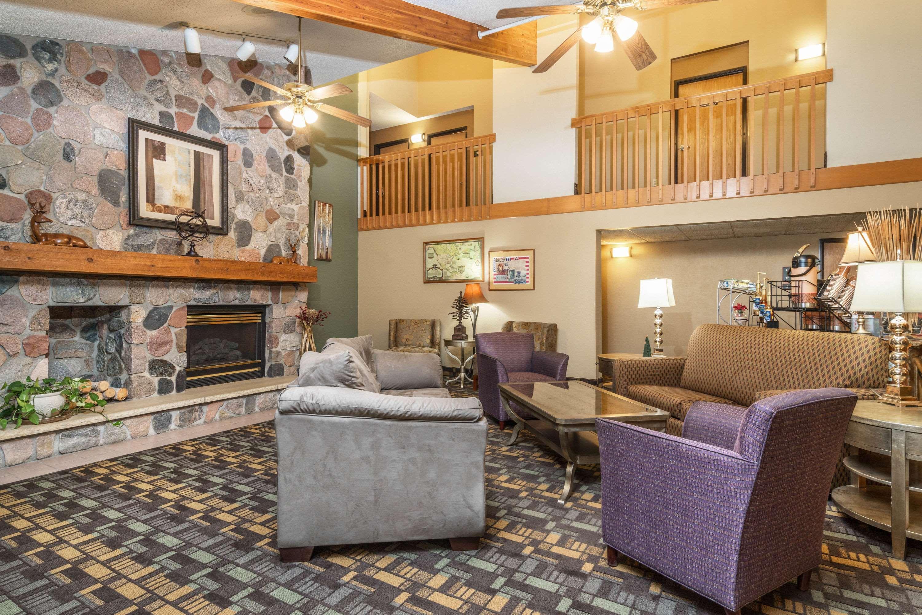 Americinn By Wyndham Little Falls Extérieur photo